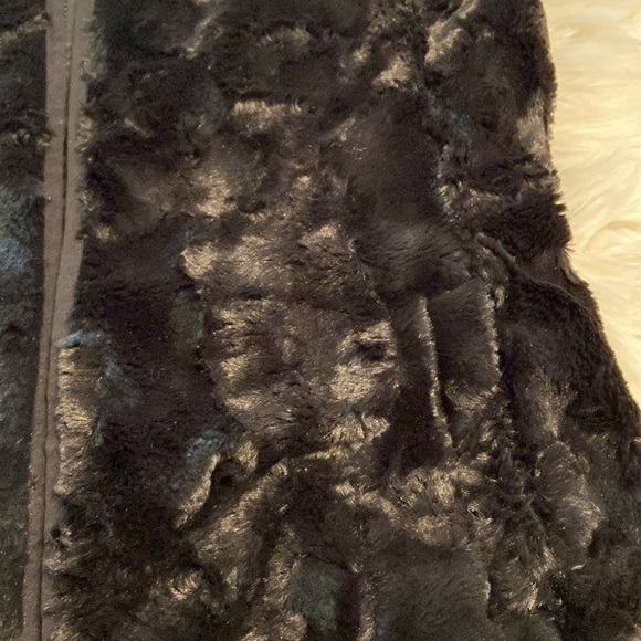 The North Face Two side Vest extremely beautiful black color BNWOT - Picture 15 of 17